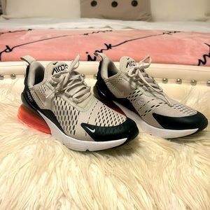 AIR MAX 270 SNEAKER